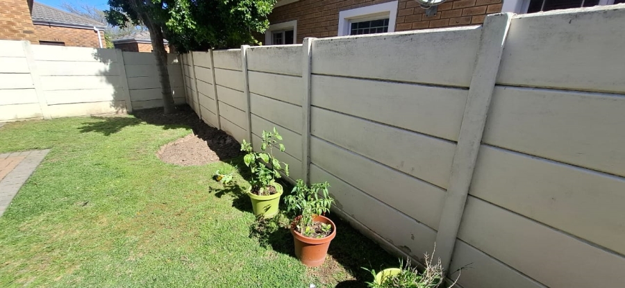 To Let 3 Bedroom Property for Rent in D